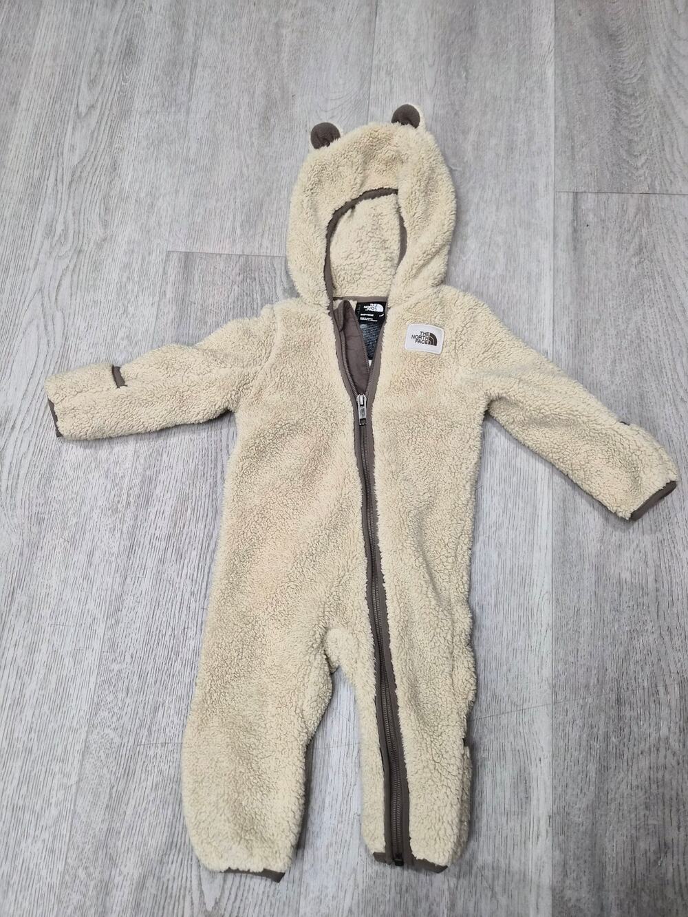 The North Face Campshire One-Piece Size 3-6 Months